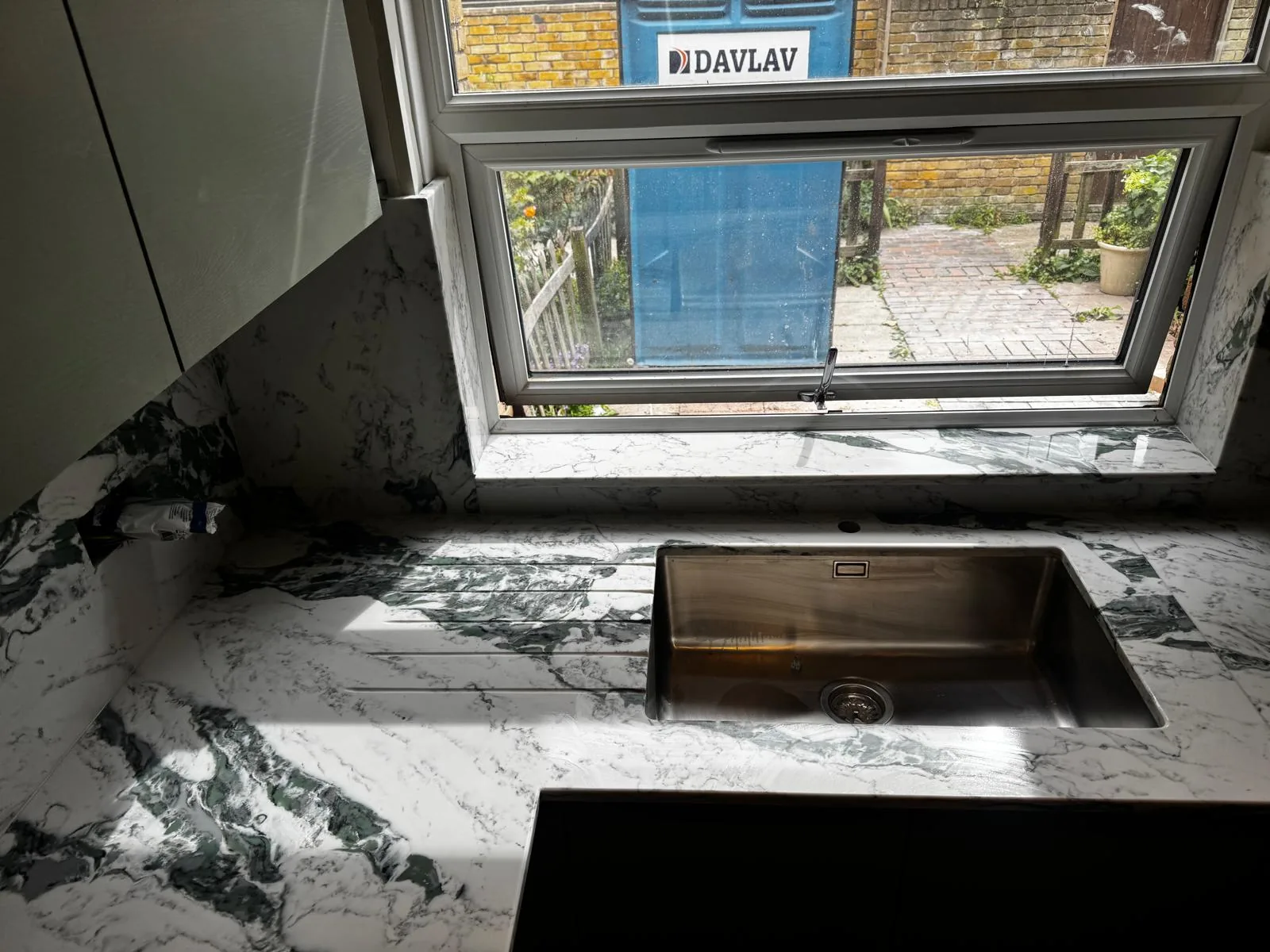 A&M Marble & Stone kitchen worktop project 2